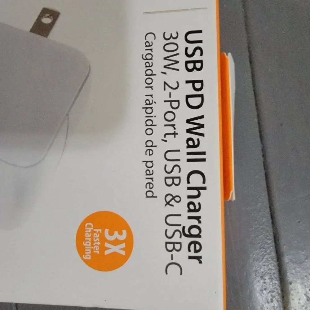 Tech & Go USB PD Wall Charger 30W, 2-Port, USB & USB-C - White